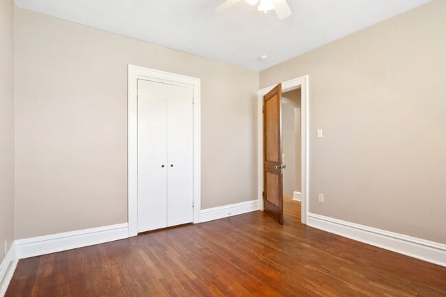 Building Photo - Home on the Range