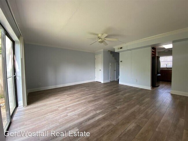 Building Photo - 65 Seton Trail