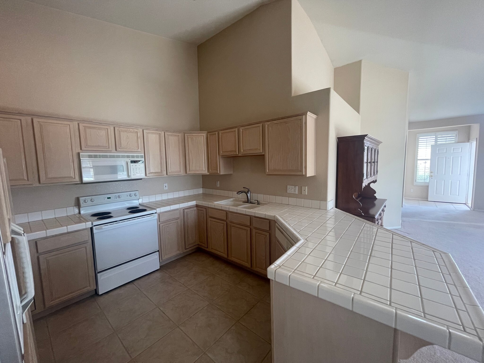 Building Photo - 758 Mesa Springs Dr