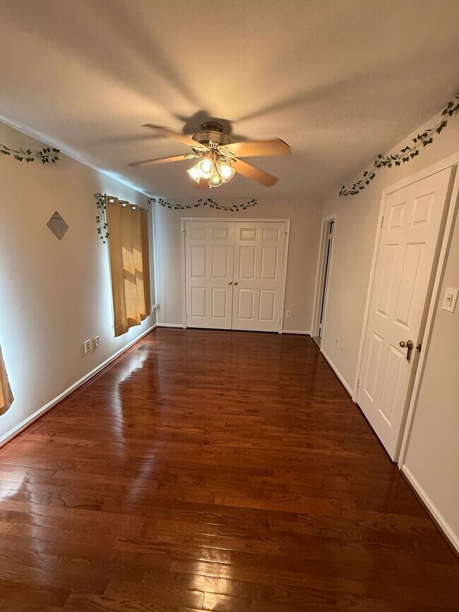 Building Photo - 2740 Winston Ct