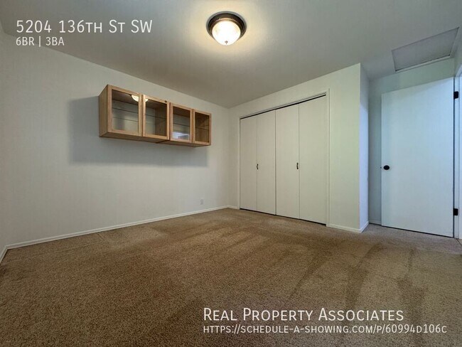 Building Photo - 5204 136th St SW