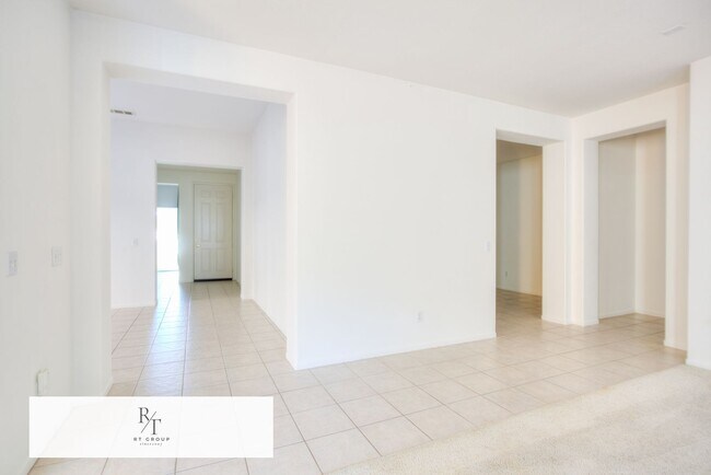 Building Photo - 3879 Bella Villagio Ave