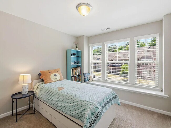 Building Photo - Lease OR Lease to Own