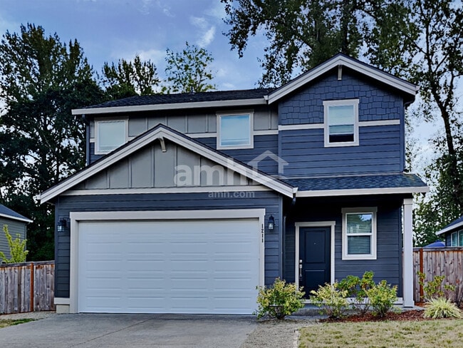 Building Photo - 1211 NE 12th St