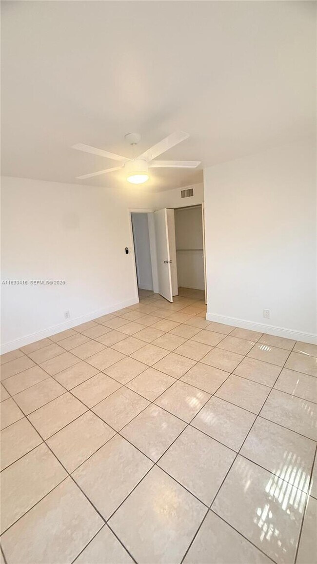 Building Photo - 2525 Polk St