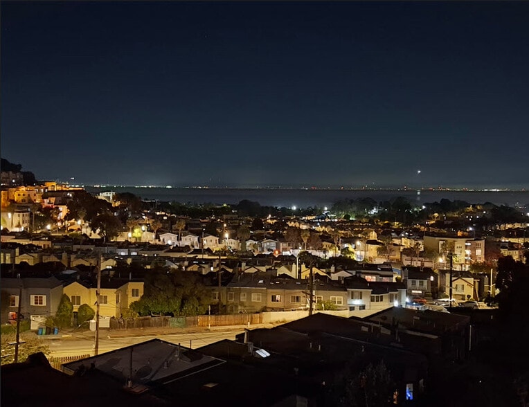 Building Photo - 331 Campbell Ave