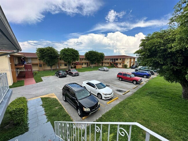 Building Photo - 4050 NW 135th St
