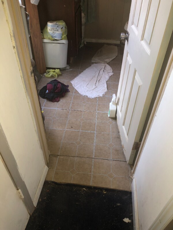 Building Photo - 8438 High St