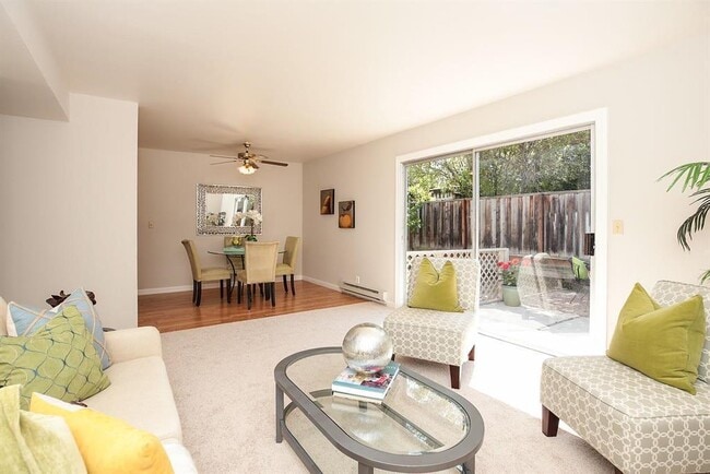 Building Photo - Belwood