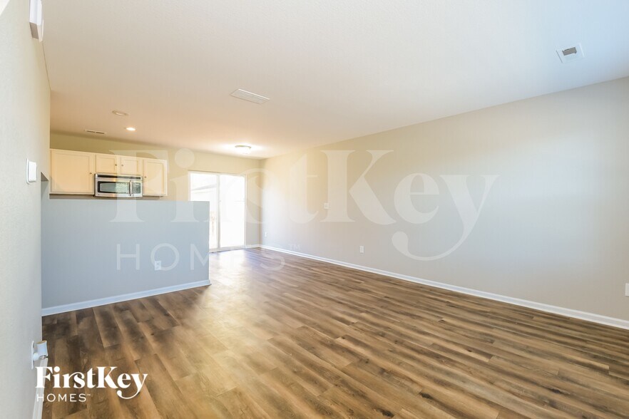 Building Photo - 4673 S Swadley Way