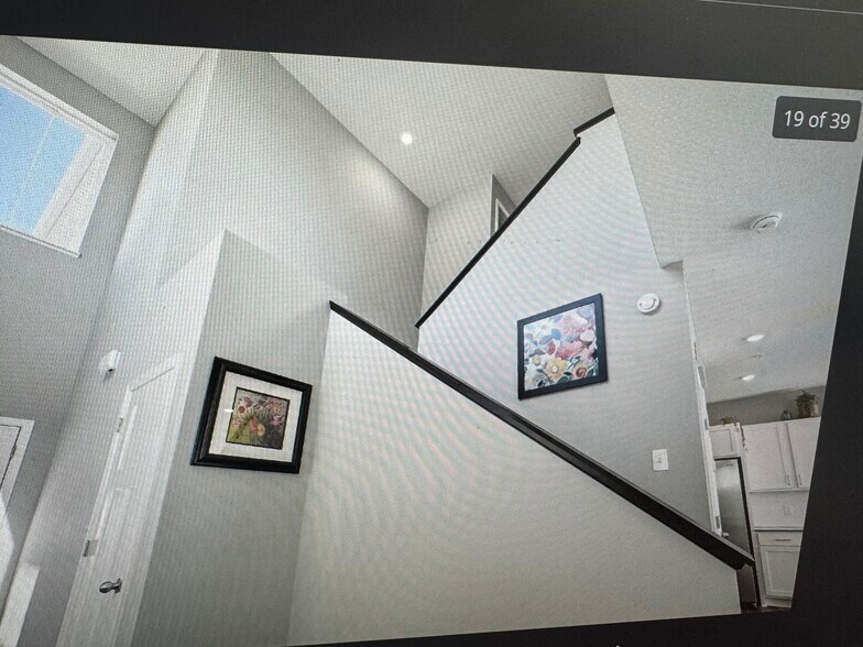 Building Photo - 10680 Wiles Way