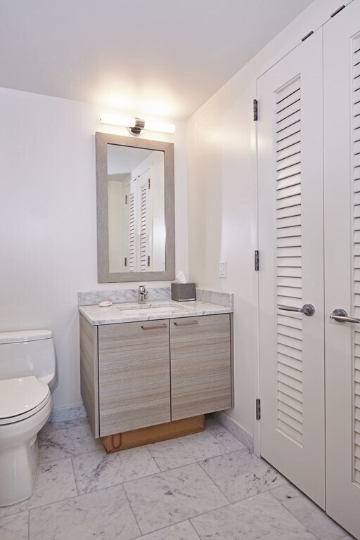 Building Photo - 1 Franklin St