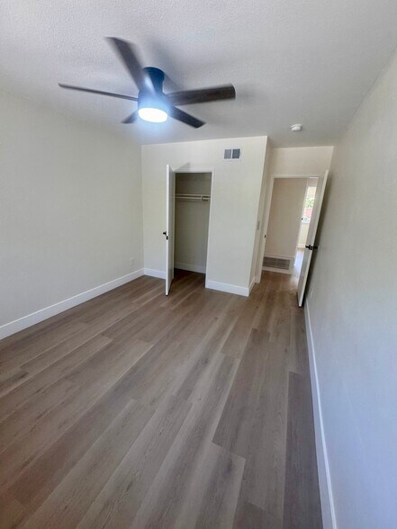 Building Photo - 9244 Crebs Ave