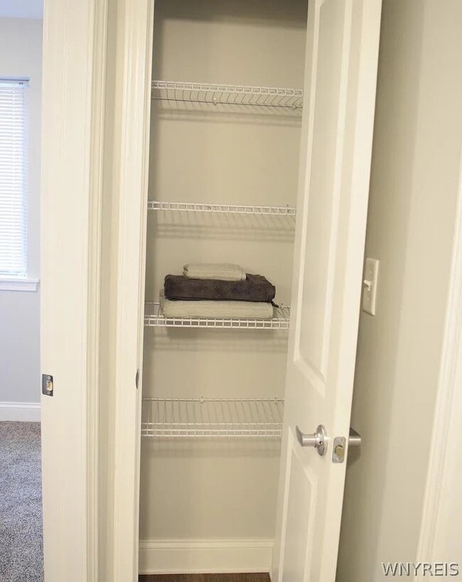 Building Photo - 6626 Erie Rd