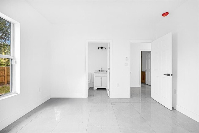 Building Photo - 7990 NW 8th Ave