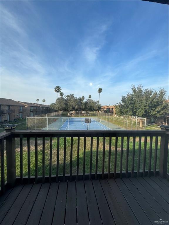 Building Photo - 12 South Dr