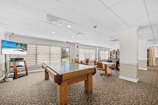 Building Photo - 10777 W Sample Rd