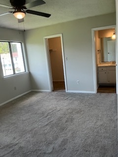 Building Photo - 912 Pineland Ave