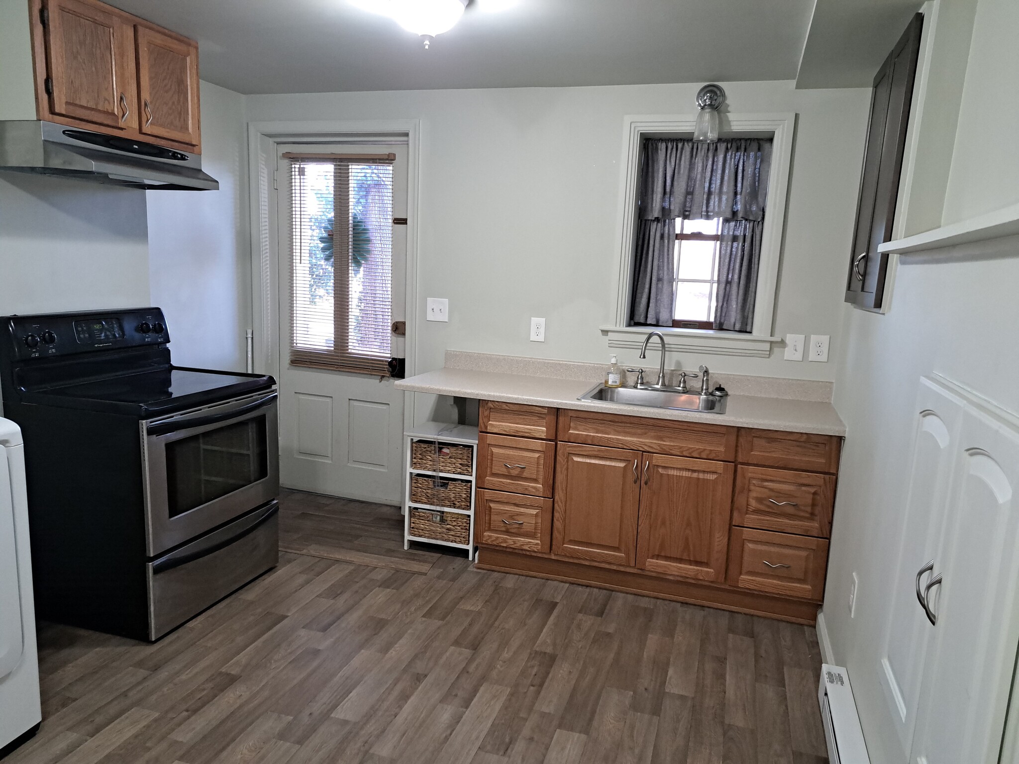 Kitchen-leads out to sm fenced backyard - 224 N Potomac St