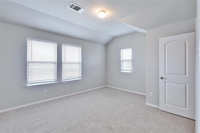 Building Photo - 1105 Burin Dr