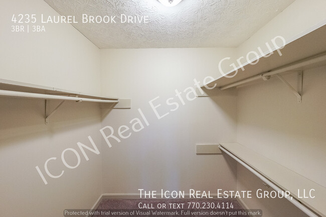 Building Photo - 4235 Laurel Brook Dr