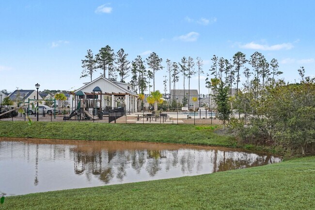 Building Photo - 3 BED | 2 BATH | TWO CAR GARAGE | SAVANNAH QUARTERS | AVAILABLE NOW