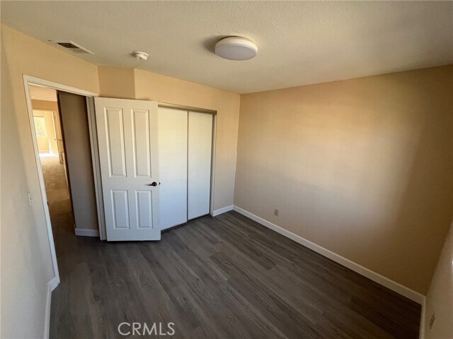 Building Photo - 2117 Sun Ridge Dr