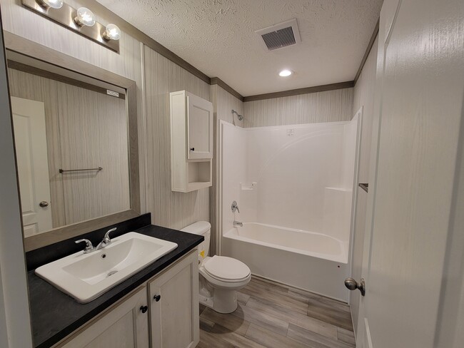 Building Photo - 9542 Seaway Dr