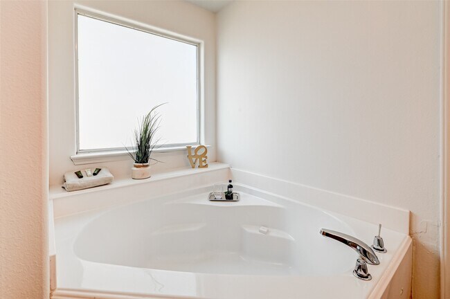 Building Photo - 4830 Comal River Loop