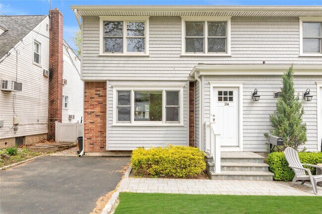 Building Photo - 38 Dunes Ln