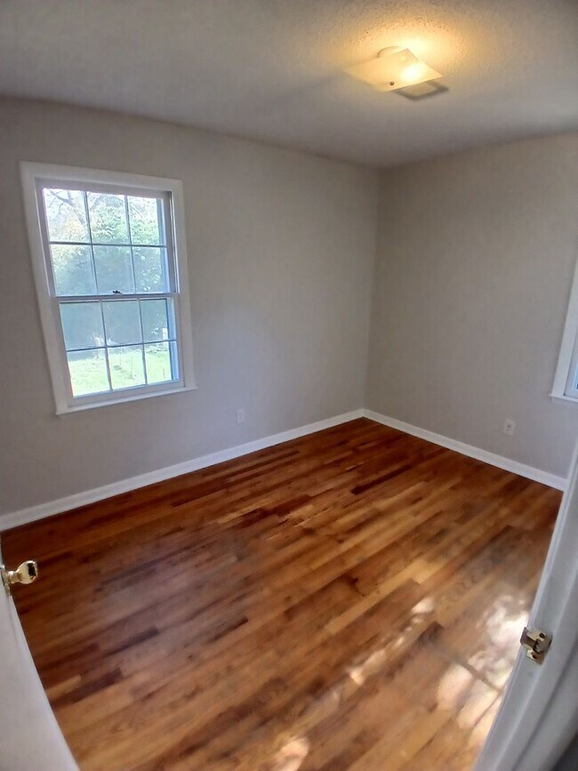 Building Photo - Ranch home near downtown Clayton