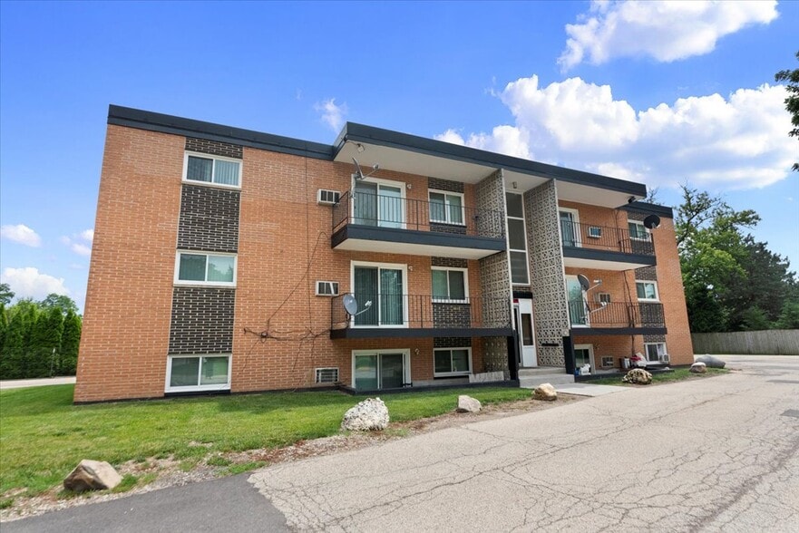 Building Photo - 200 Marlene Ct