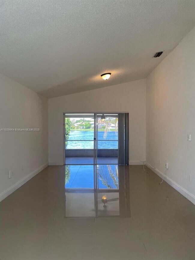 Building Photo - 4136 Sapphire Terrace
