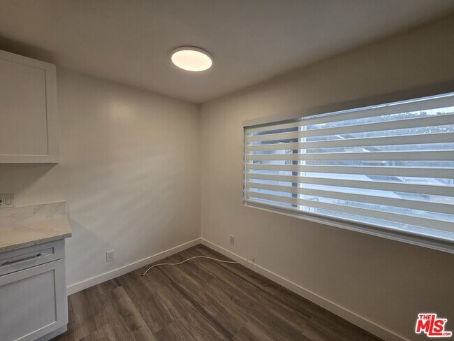 Building Photo - 1433 Brockton Ave