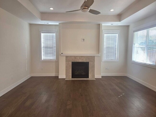 Building Photo - 479 E Hersey St