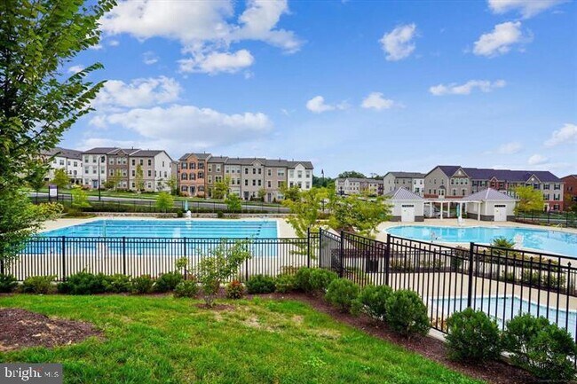 Building Photo - 23110 Mistflower Dr
