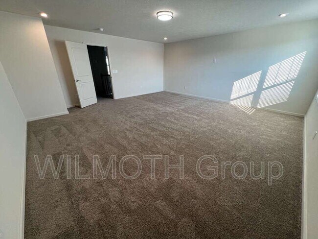 Building Photo - 5374 Noble Crossing Pkwy W