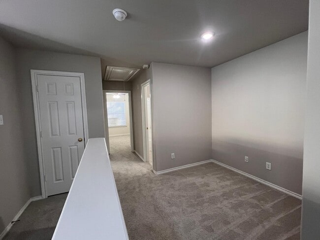 Building Photo - 114 N Camellia Grove Cir