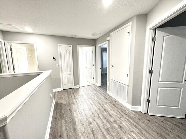 Building Photo - 11523 Peru Springs Pl