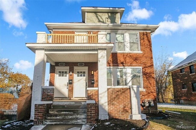 Primary Photo - 6212 Avery St