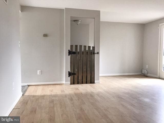 Building Photo - 3425 Belleplain Ct
