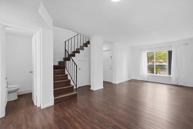 Building Photo - 3907 NW 76th Terrace