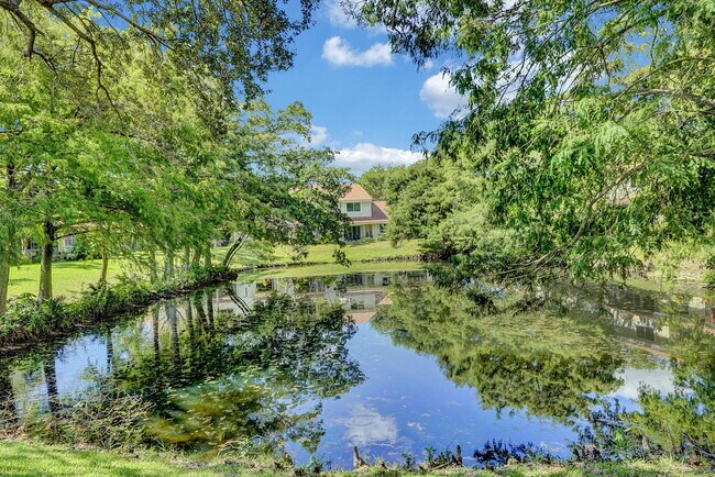 Building Photo - 6372 Boca Cir
