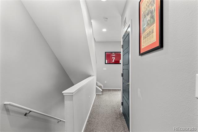 Building Photo - 2725 W 25th Ave