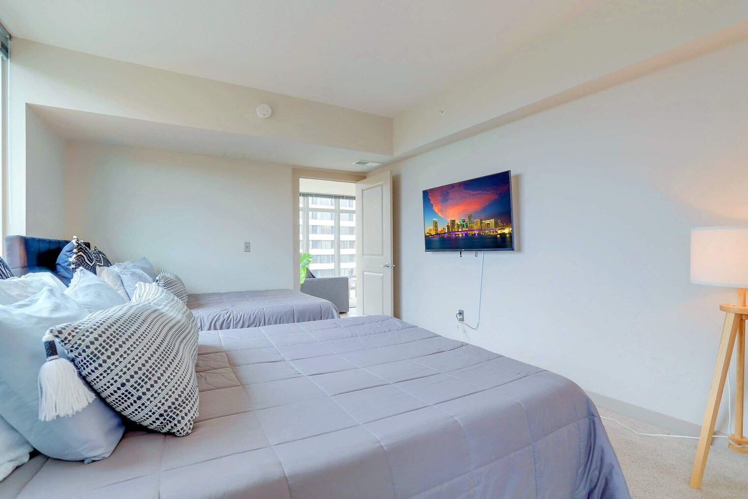 Building Photo - 22202 18th St S