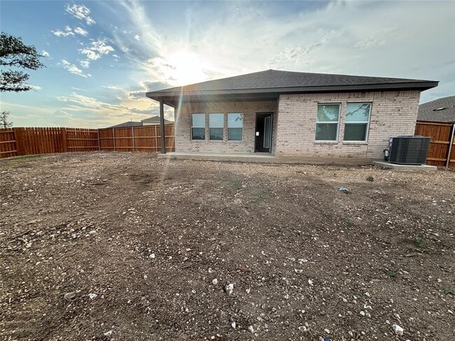 Building Photo - 2344 Ranny Cv