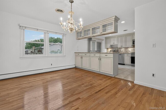 Building Photo - 234 Betsy Ross Dr