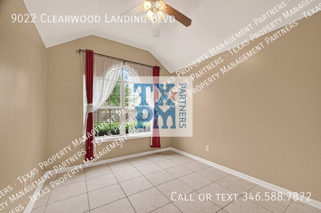 Building Photo - 9022 Clearwood Landing Blvd