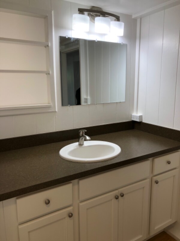 Building Photo - 99-679-679 Halawa Dr