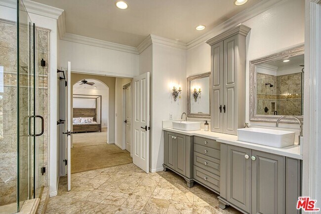 Building Photo - 3458 Malaga Ct